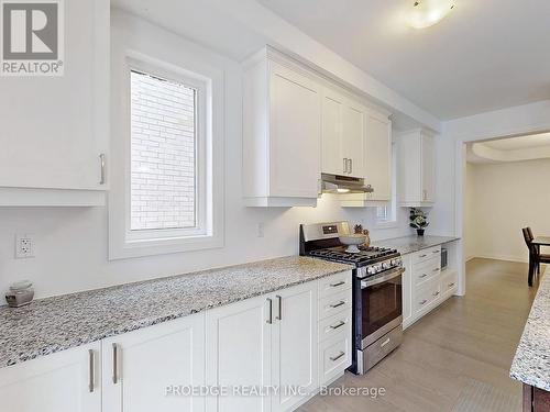 2856 Foxden Square, Pickering, ON - Indoor Photo Showing Kitchen