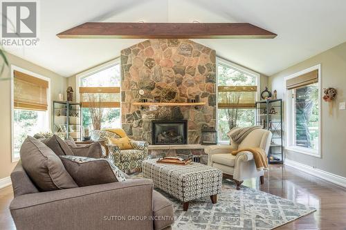 6492 13Th Line, New Tecumseth, ON - Indoor Photo Showing Living Room With Fireplace