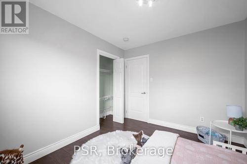 607 Green Meadow Crescent, Mississauga (Mississauga Valleys), ON - Indoor Photo Showing Bedroom