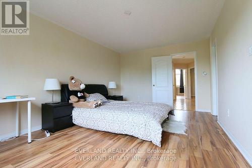 49 Walkview Crescent, Richmond Hill (Oak Ridges), ON - Indoor Photo Showing Bedroom