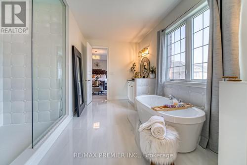 116 Klein Mills Road, Vaughan, ON - Indoor Photo Showing Bathroom