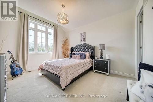 116 Klein Mills Road, Vaughan, ON - Indoor Photo Showing Bedroom