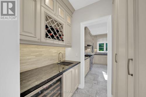 364 Poetry Drive, Vaughan, ON - Indoor Photo Showing Kitchen