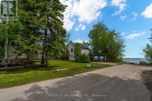 16 William Avenue, Wasaga Beach, ON - Outdoor