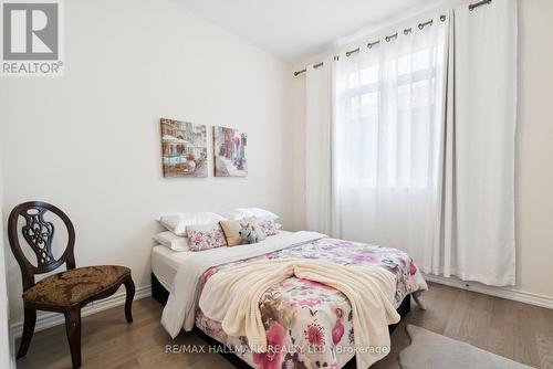 346 Ramblewood Drive, Wasaga Beach, ON - Indoor Photo Showing Bedroom