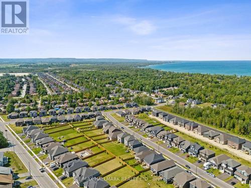 346 Ramblewood Drive, Wasaga Beach, ON - Outdoor With View