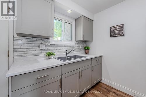 2 - 165 Green Valley Drive, Waterloo, ON - Indoor Photo Showing Kitchen With Double Sink