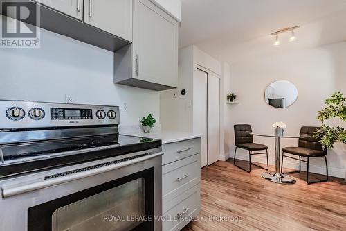 2 - 165 Green Valley Drive, Waterloo, ON - Indoor Photo Showing Kitchen