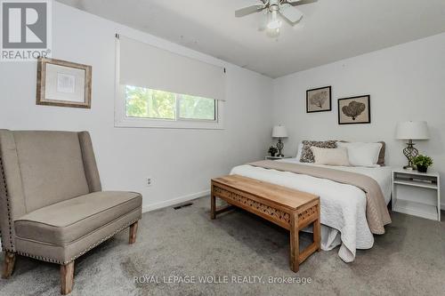 2 - 165 Green Valley Drive, Waterloo, ON - Indoor Photo Showing Bedroom