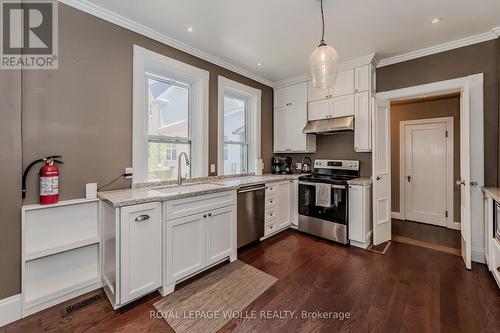 7 Richmond Avenue, Kitchener, ON - Indoor Photo Showing Kitchen With Stainless Steel Kitchen