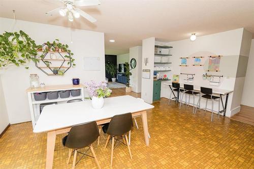 26148 Pr 245 Highway, Dufferin, MB - Indoor Photo Showing Dining Room