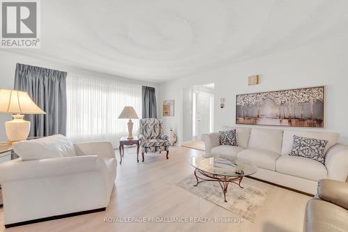 142 Old Madoc Road, Belleville, ON - Indoor Photo Showing Living Room