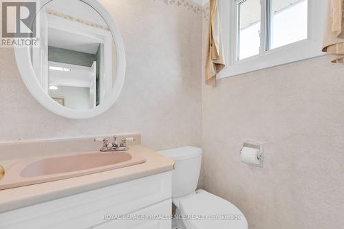 142 Old Madoc Road, Belleville, ON - Indoor Photo Showing Bathroom