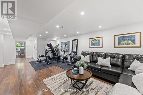 11 Braywin Drive, Toronto, ON - Indoor Photo Showing Living Room