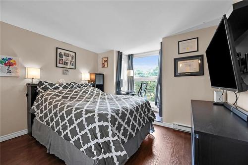 25 Britten Close|Unit #A15, Hamilton, ON - Indoor Photo Showing Bedroom