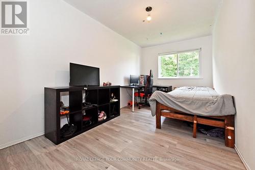 304 Maciver Boulevard, Newmarket, ON - Indoor Photo Showing Bedroom