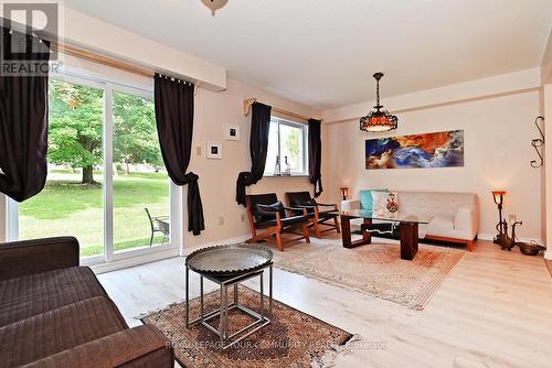 304 Maciver Boulevard, Newmarket, ON - Indoor Photo Showing Other Room