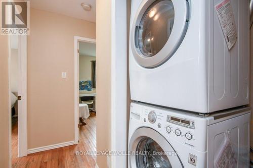 69 Glen Park Crescent, Kitchener, ON - Indoor Photo Showing Laundry Room