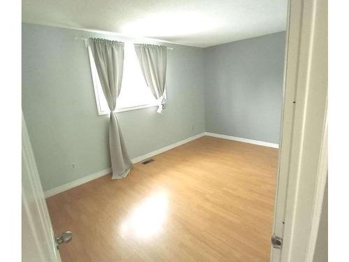 333 Aztec Dr, Oshawa, ON - Indoor Photo Showing Other Room