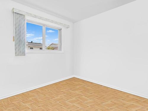 Chambre Ã Â coucher - 11907 Av. Pierre-Baillargeon, Montréal (Rivière-Des-Prairies/Pointe-Aux-Trembles), QC - Indoor Photo Showing Other Room