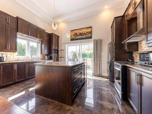 Kitchen - 45 Rue Du Minervois, Terrebonne (Lachenaie), QC - Indoor Photo Showing Kitchen With Upgraded Kitchen