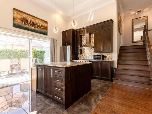 Kitchen - 45 Rue Du Minervois, Terrebonne (Lachenaie), QC - Indoor Photo Showing Kitchen With Upgraded Kitchen