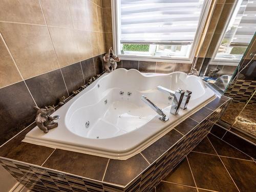 Ensuite bathroom - 45 Rue Du Minervois, Terrebonne (Lachenaie), QC - Indoor Photo Showing Bathroom