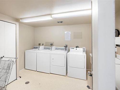 406-1039 Linden Ave, Victoria, BC - Indoor Photo Showing Laundry Room