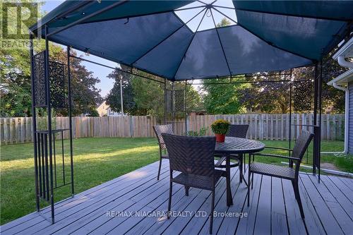 6 Lower Canada Drive, Niagara-On-The-Lake, ON - Outdoor With Deck Patio Veranda