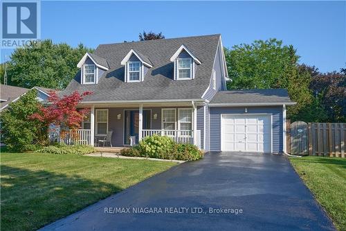 6 Lower Canada Drive, Niagara-On-The-Lake, ON - Outdoor With Deck Patio Veranda With Facade