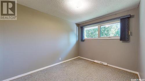 59 Mathieu Crescent, Regina, SK - Indoor Photo Showing Other Room