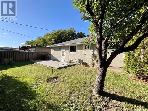 59 Mathieu Crescent, Regina, SK - Outdoor