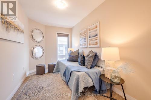 3 - 270 Melvin Avenue, Hamilton (Mcquesten), ON - Indoor Photo Showing Bedroom