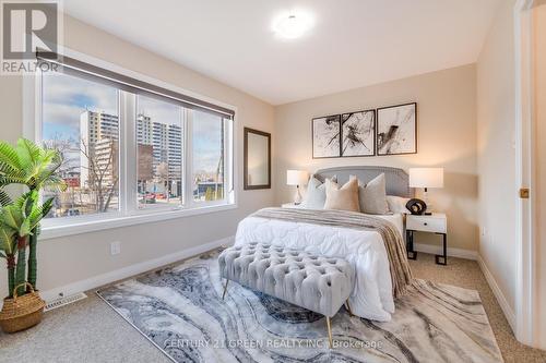 3 - 270 Melvin Avenue, Hamilton (Mcquesten), ON - Indoor Photo Showing Bedroom