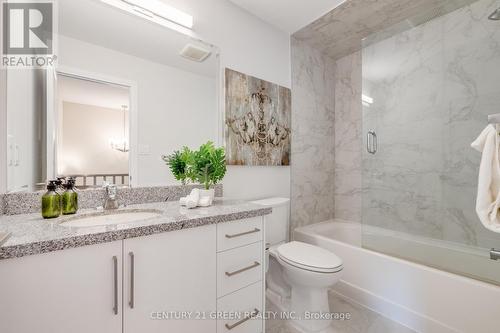 3 - 270 Melvin Avenue, Hamilton (Mcquesten), ON - Indoor Photo Showing Bathroom