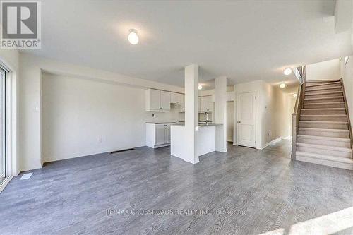 82 King George Way, Clarington (Bowmanville), ON - Indoor Photo Showing Kitchen