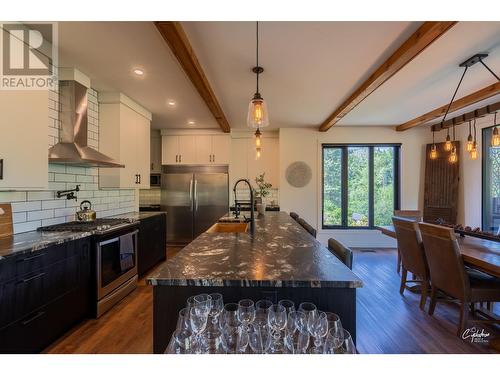 8660 Riverside Drive, Grand Forks, BC - Indoor Photo Showing Kitchen With Double Sink With Upgraded Kitchen