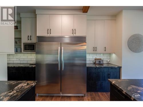 8660 Riverside Drive, Grand Forks, BC - Indoor Photo Showing Kitchen