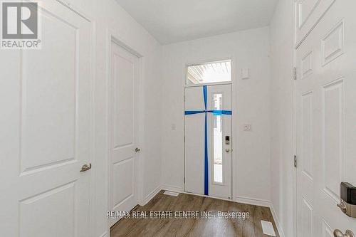 1704 Dance Court, Milton (Bowes), ON - Indoor Photo Showing Other Room