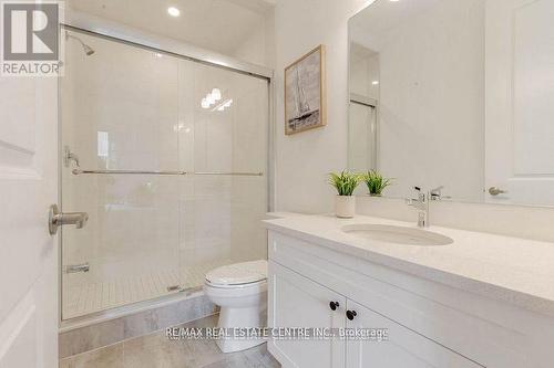 1704 Dance Court, Milton (Bowes), ON - Indoor Photo Showing Bathroom