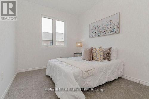 1704 Dance Court, Milton (Bowes), ON - Indoor Photo Showing Bedroom