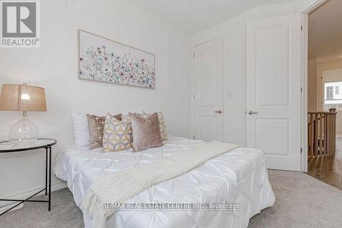 1704 Dance Court, Milton (Bowes), ON - Indoor Photo Showing Bedroom