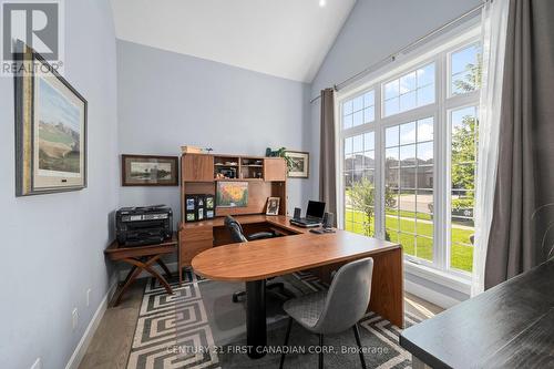 195 Union Avenue, Middlesex Centre (Komoka), ON - Indoor Photo Showing Office