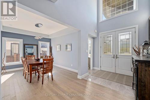 195 Union Avenue, Middlesex Centre (Komoka), ON - Indoor Photo Showing Dining Room