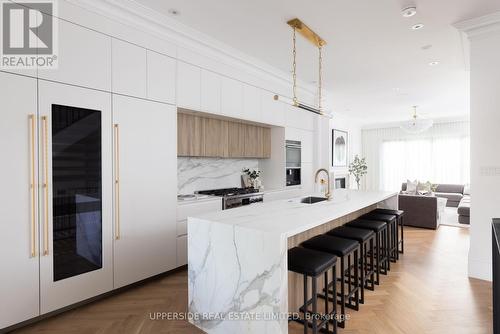 22 Shannon Street, Toronto (Trinity-Bellwoods), ON - Indoor Photo Showing Kitchen With Upgraded Kitchen