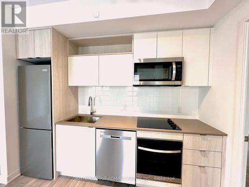 301 - 100 Dalhousie Street, Toronto, ON - Indoor Photo Showing Kitchen