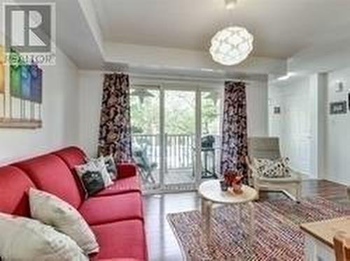 49 - 3250 Bentley Drive, Mississauga (Churchill Meadows), ON - Indoor Photo Showing Living Room