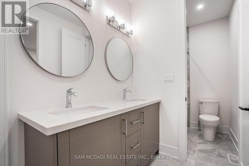 1076 Roosevelt Road, Mississauga (Lakeview), ON - Indoor Photo Showing Bathroom