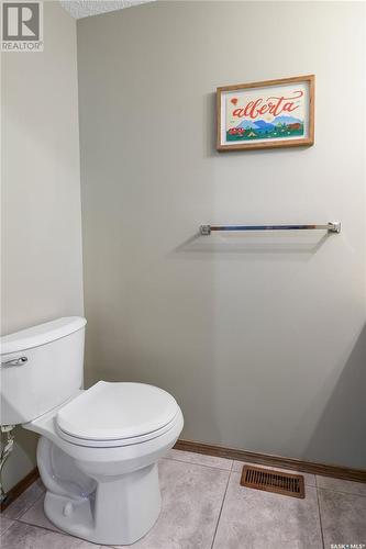 3103 Wascana Glen, Regina, SK - Indoor Photo Showing Bathroom