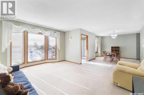 3103 Wascana Glen, Regina, SK - Indoor